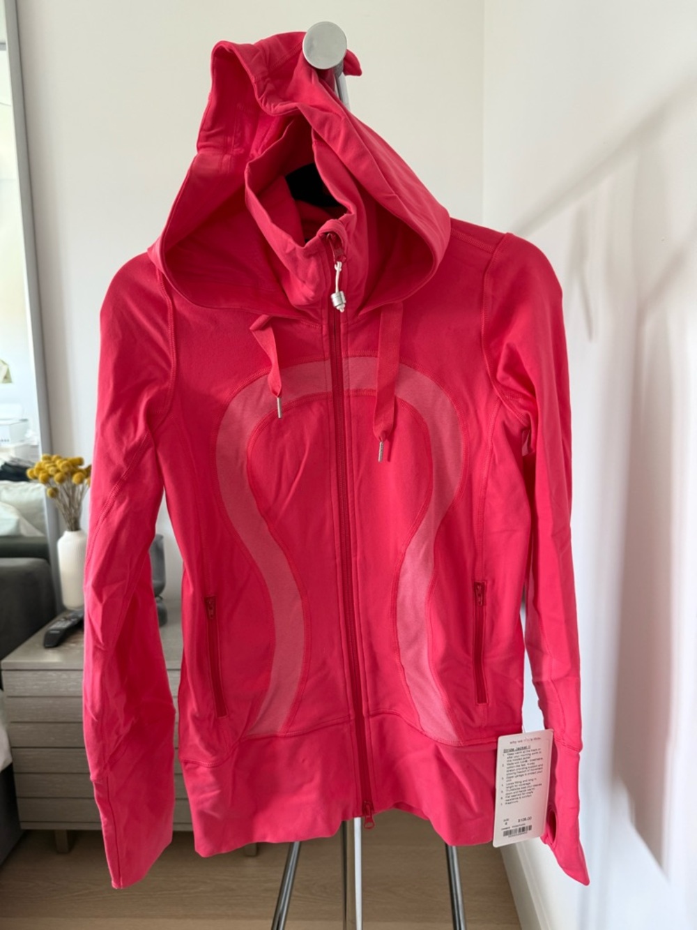 lululemon athletica Bright Pink Hooded Zip-Up Jacket VINTAGE